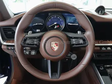 Porsche 992 911 Carrera 4S Cabrio Clubled
