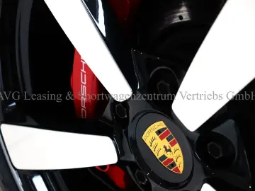 Porsche 992 911 Carrera 4S Cabrio Clubled