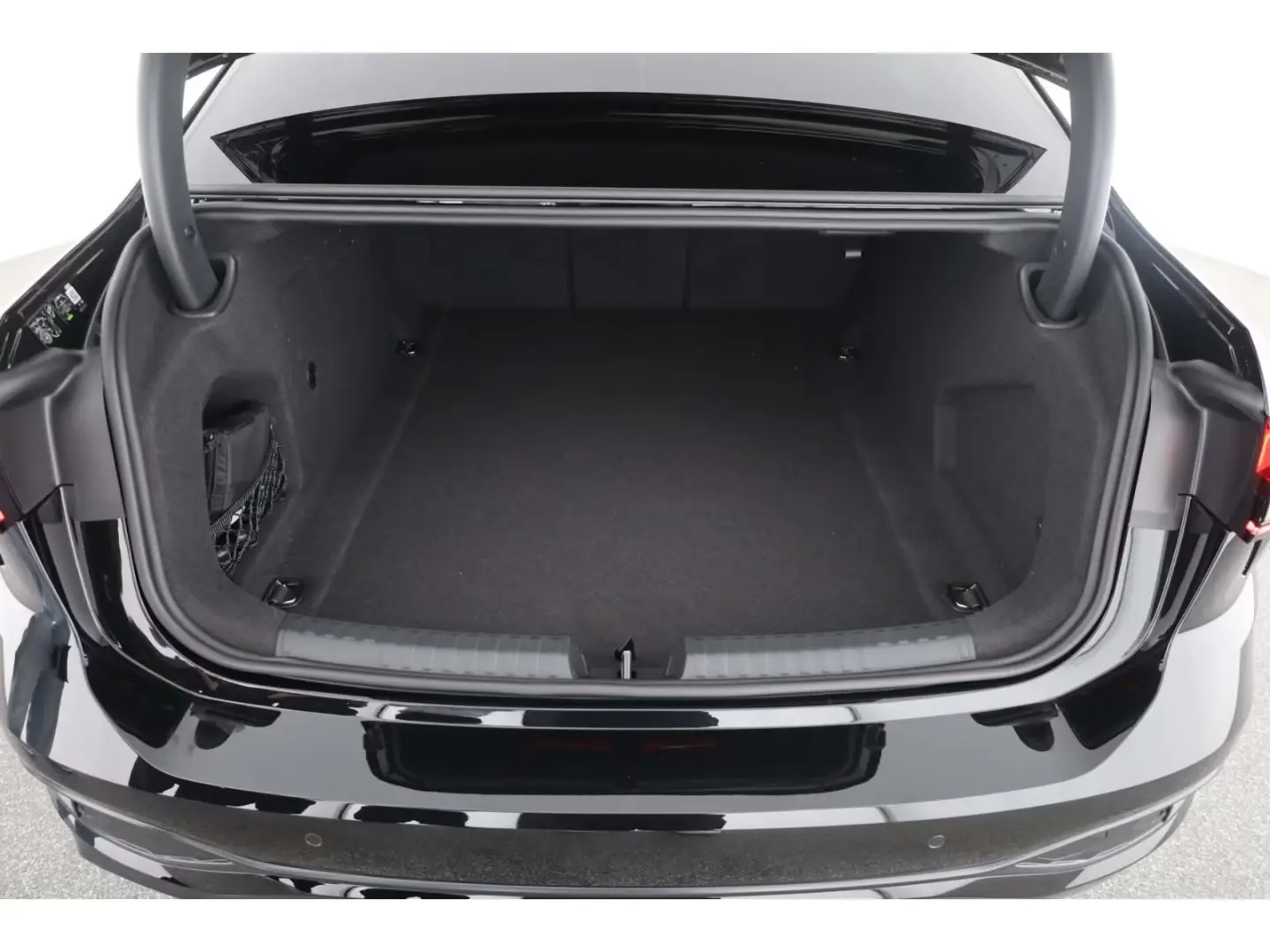 Audi A6 Limousine TDI quattro LP: 89.785,- /Pano
