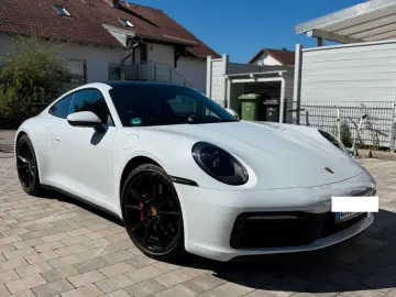 Porsche 992 Carrera 4S Coupé