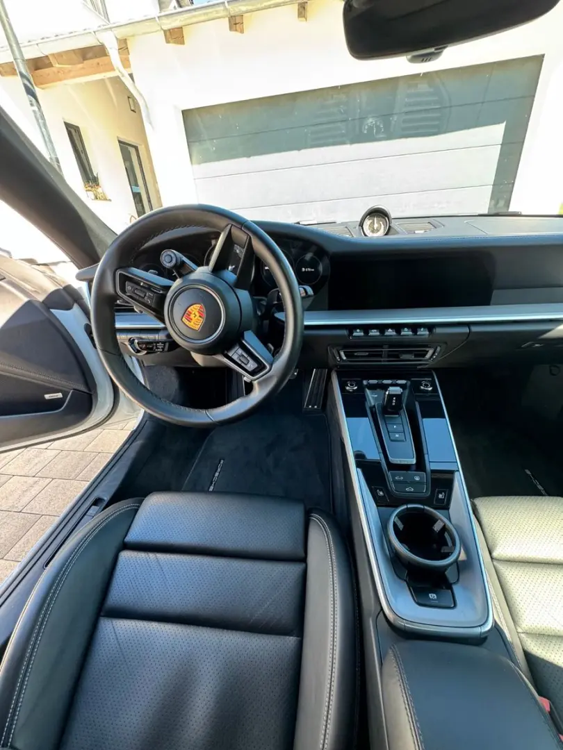 Porsche 992 Carrera 4S Coupé