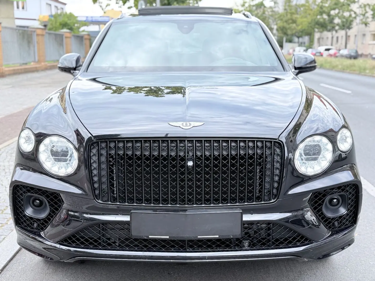 BENTAYGA 4.0 V8 AZURE FIRST 1 EDITION *TV*BLACK*