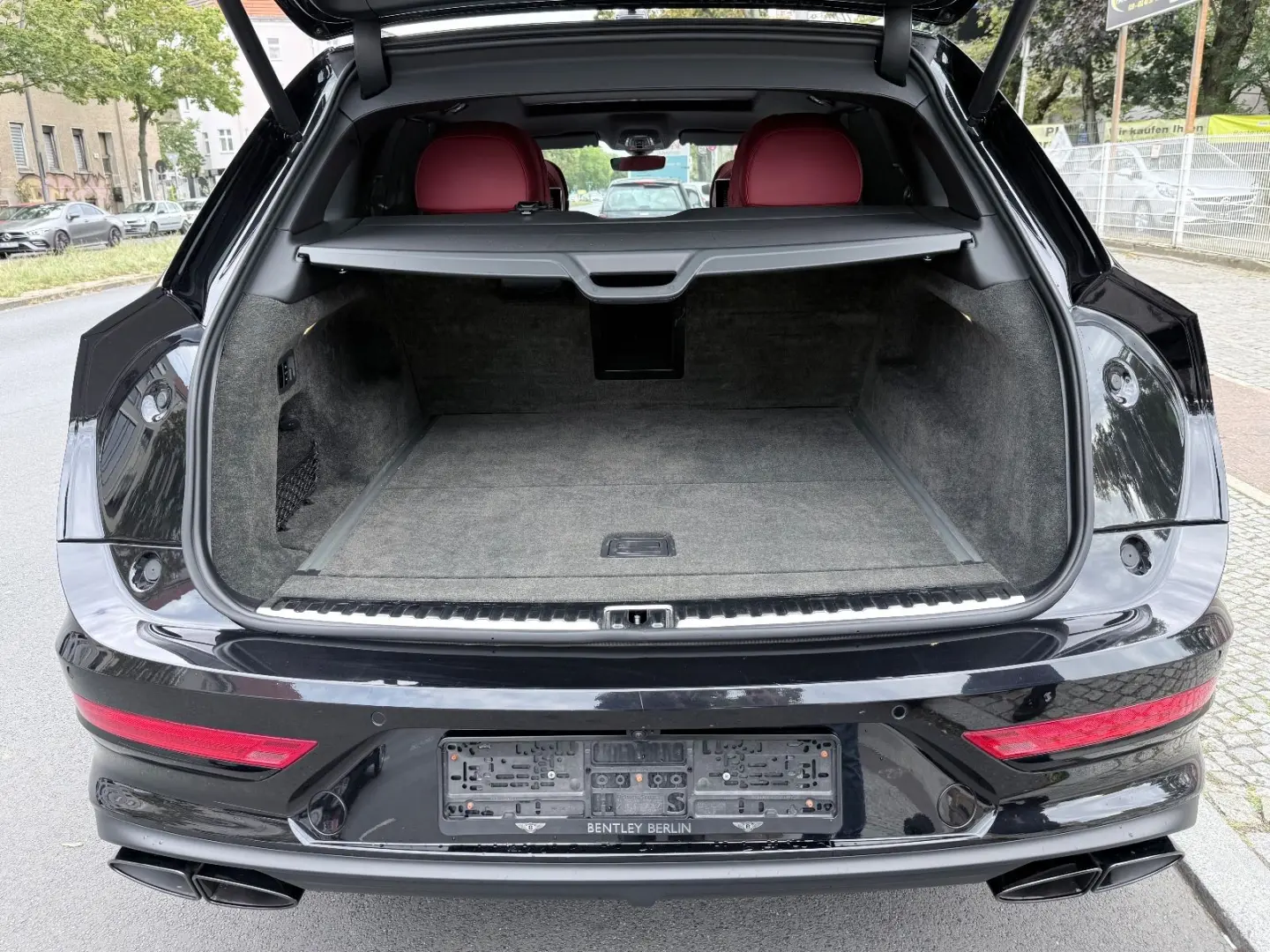 BENTAYGA 4.0 V8 AZURE FIRST 1 EDITION *TV*BLACK*