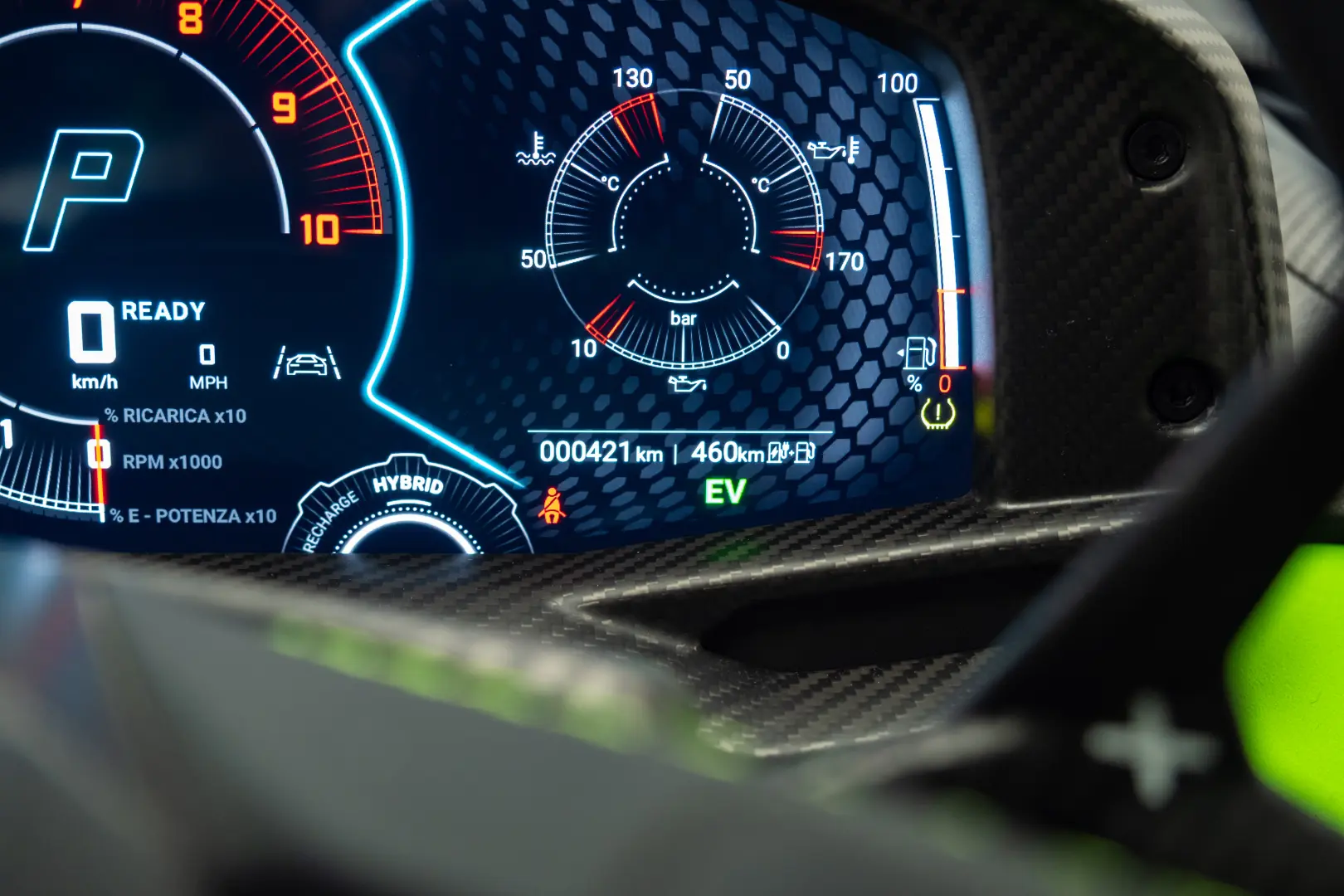 LAMBORGHINI REVUELTO