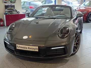 Porsche 911 Carrera 4 S Cabrio,Chrono,InnoDrive