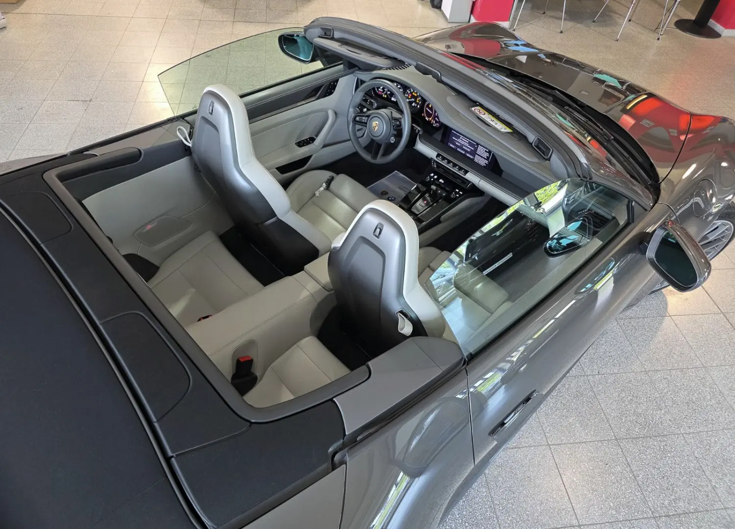Porsche 911 Carrera 4 S Cabrio,Chrono,InnoDrive