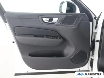 Volvo XC60 T8 AWD Plus Black Edition Plug-In