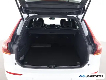 Volvo XC60 T8 AWD Plus Black Edition Plug-In