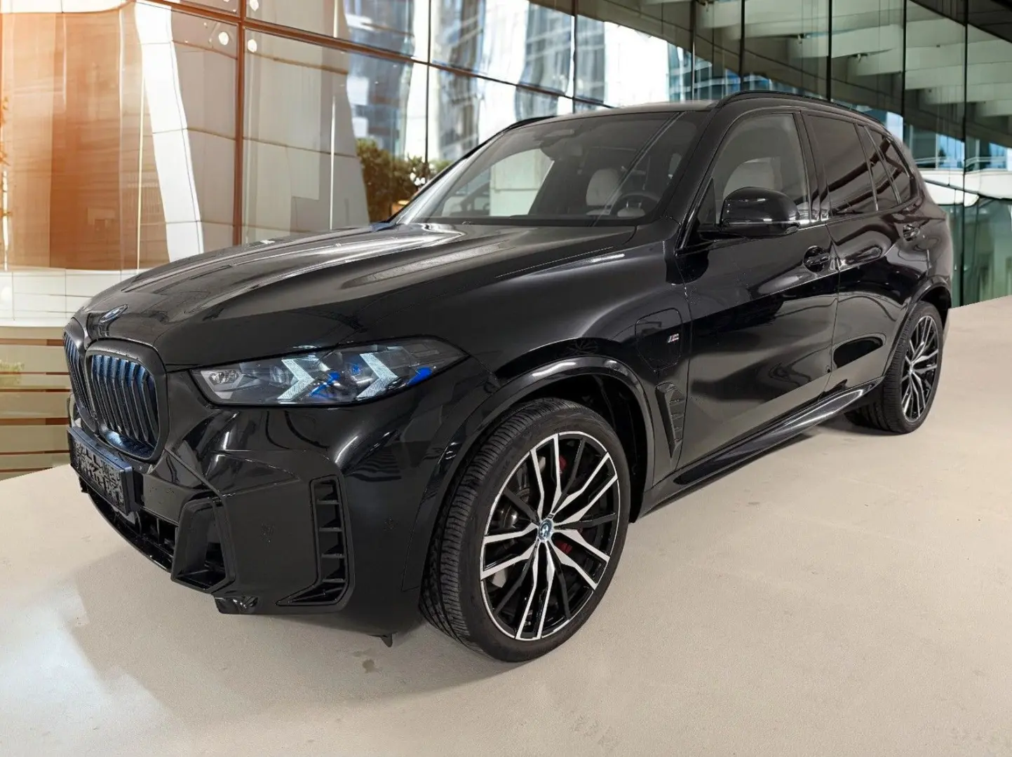 X5 xDrive50e M Sport PANO/360/HUD/Soft-Close