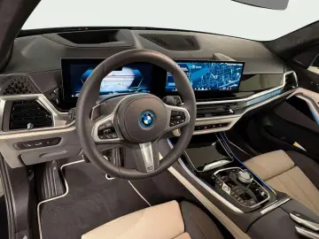X5 xDrive50e M Sport PANO/360/HUD/Soft-Close