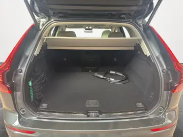Volvo XC60 Ultra Bright Recharge Plug-In Hybrid