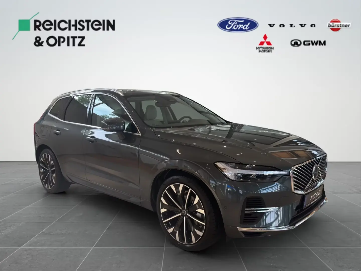Volvo XC60 Ultra Bright Recharge Plug-In Hybrid