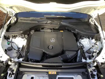 GLC 300 e 4MATIC Avantgarde+AHK+Memory+Distronic