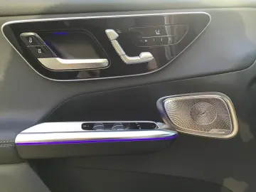 GLC 300 e 4MATIC Avantgarde+AHK+Memory+Distronic