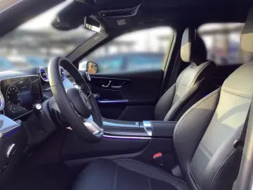 GLC 300 e 4MATIC Avantgarde+AHK+Memory+Distronic