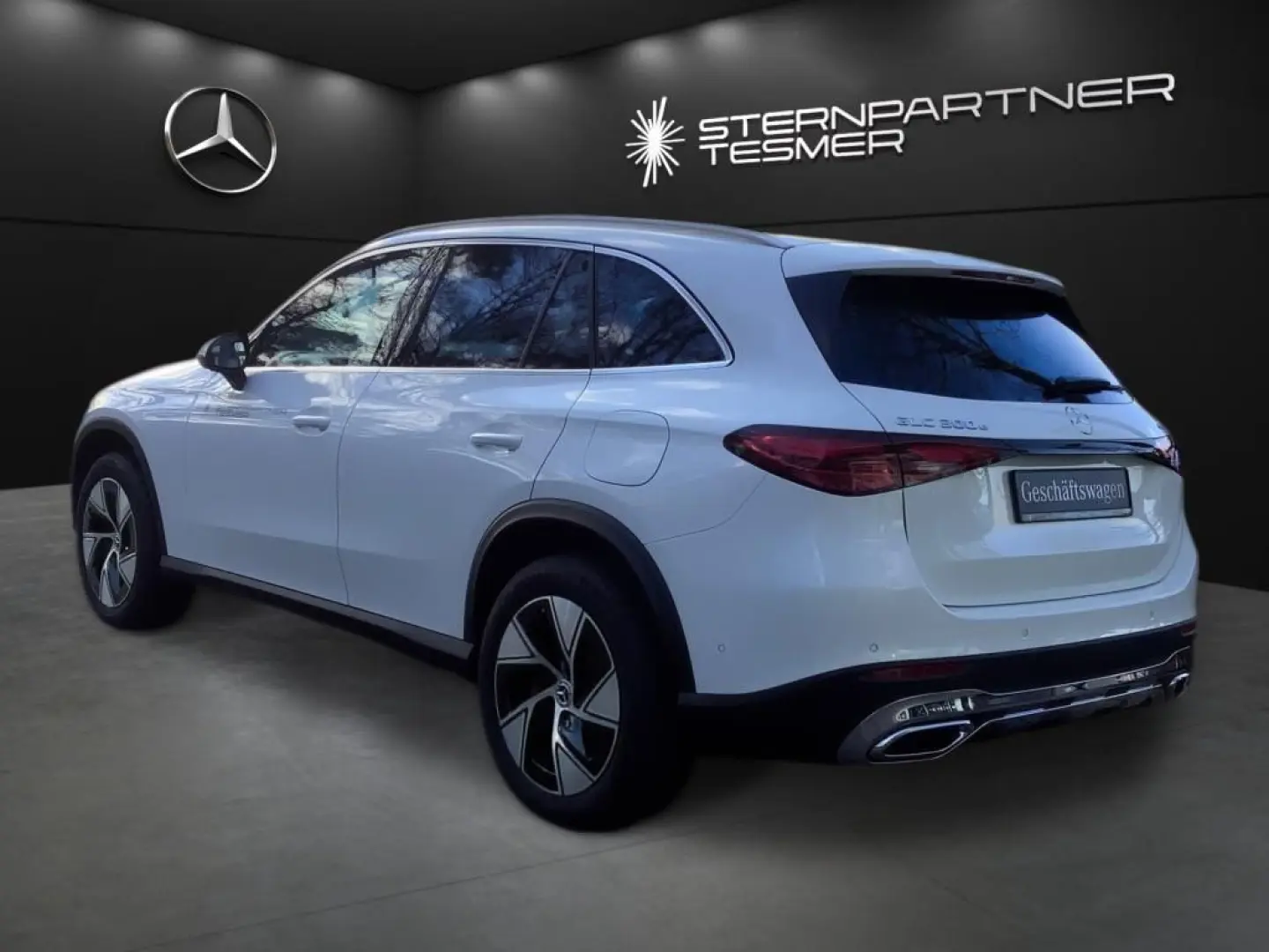 GLC 300 e 4MATIC Avantgarde+AHK+Memory+Distronic