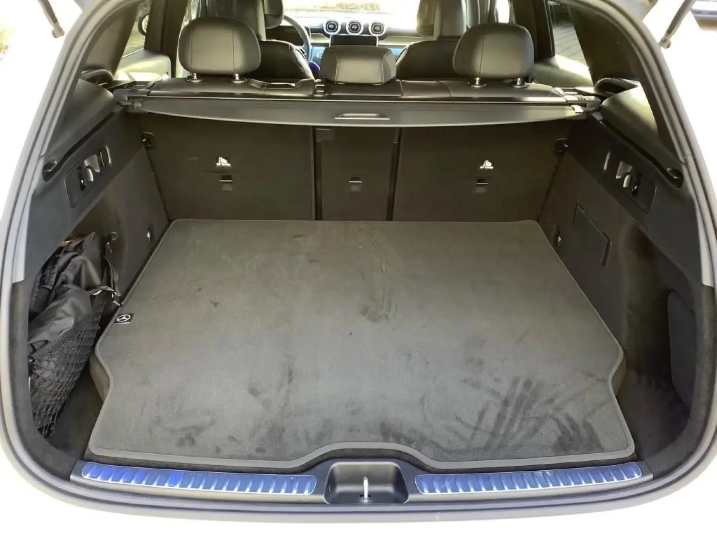 GLC 300 e 4MATIC Avantgarde+AHK+Memory+Distronic