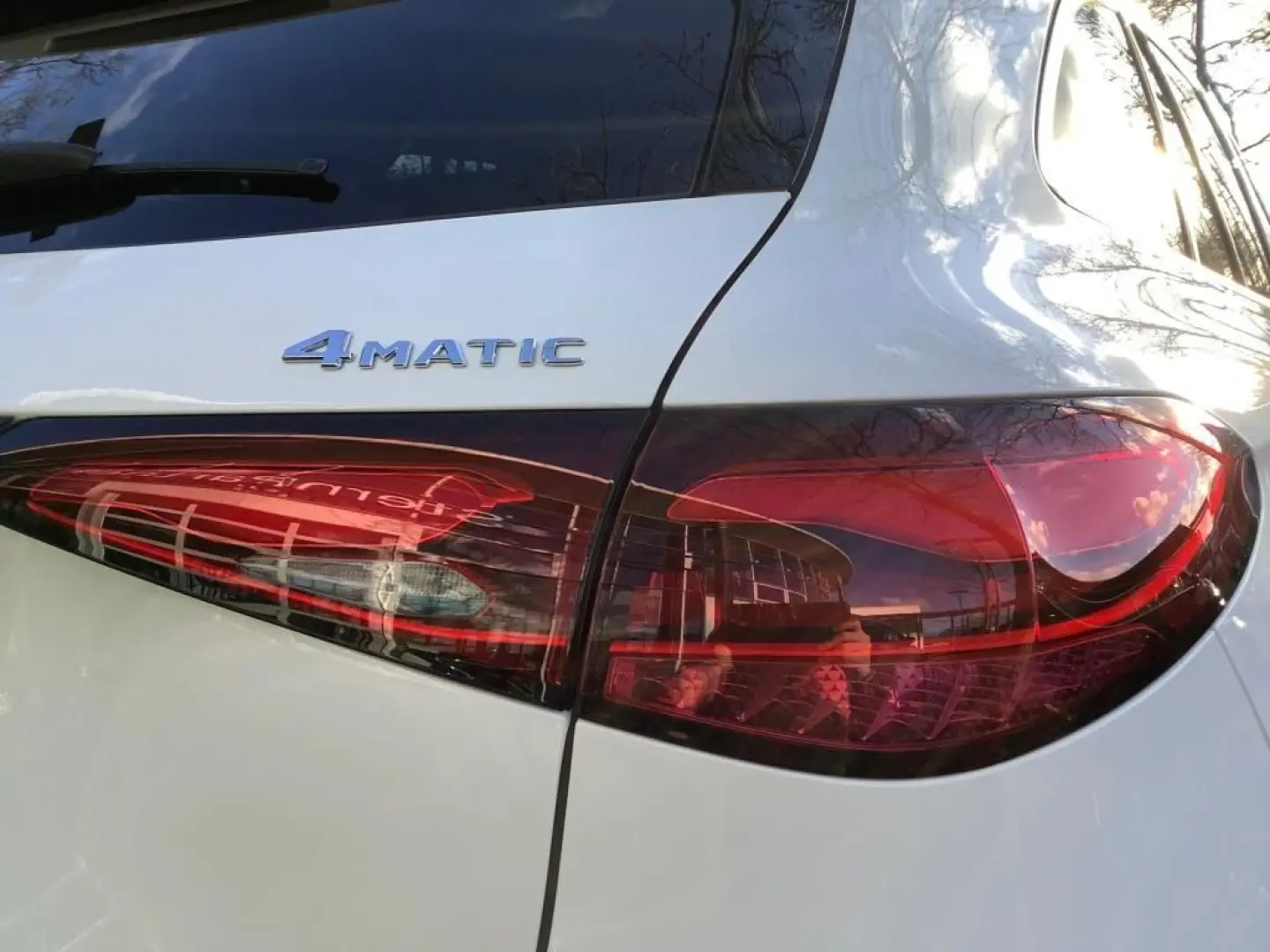 GLC 300 e 4MATIC Avantgarde+AHK+Memory+Distronic