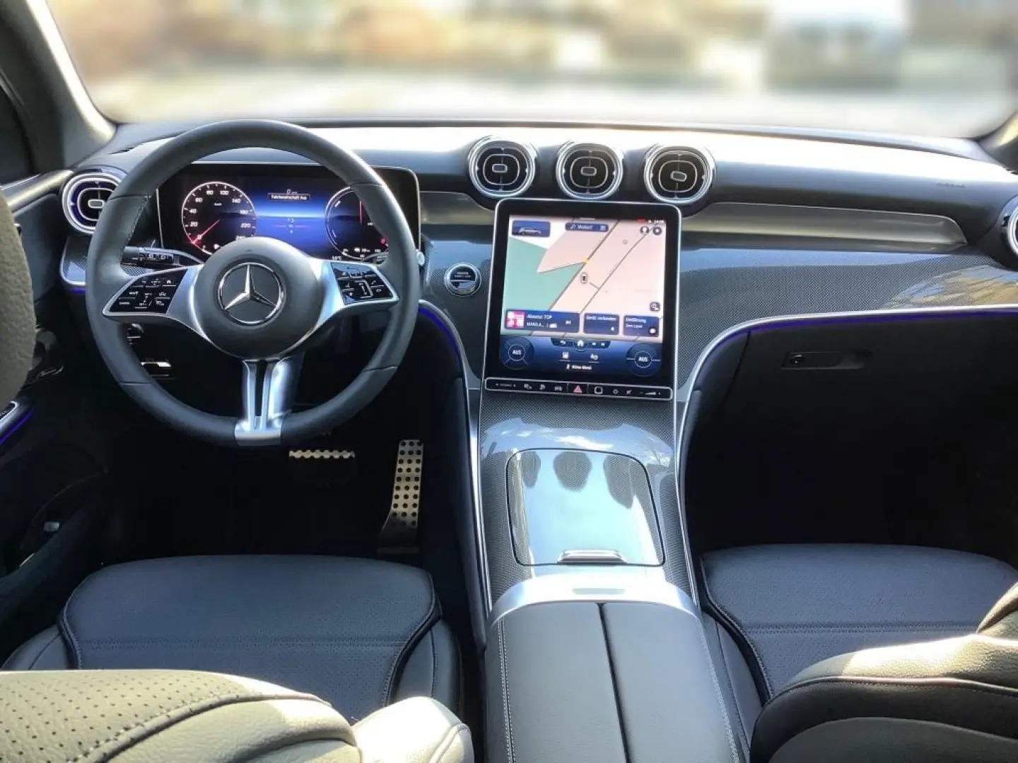 GLC 300 e 4MATIC Avantgarde+AHK+Memory+Distronic