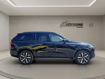 Volvo XC90 T8 Plus Dark PANO 360° HuD 7.SITZER