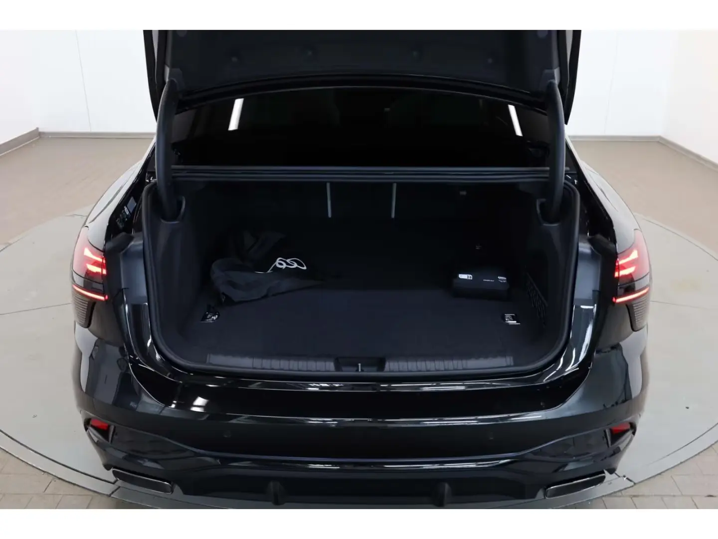 Audi A6 Limousine e-hybrid quattro S line edition