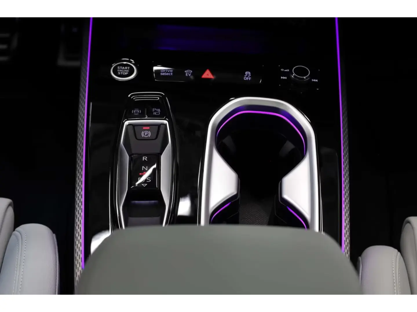 Audi A6 Limousine e-hybrid quattro S line edition