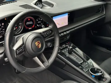 Porsche 992 911 Carrera 4 GTS BOSE