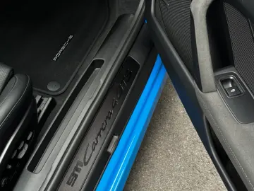Porsche 992 911 Carrera 4 GTS BOSE