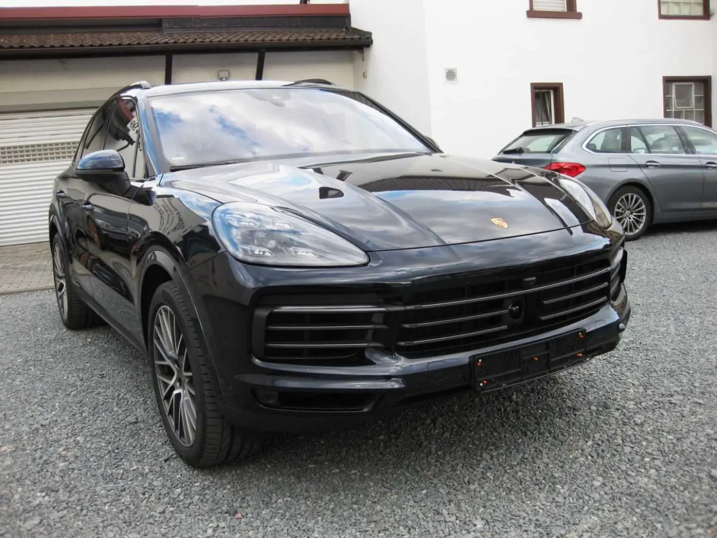 Cayenne Plug-In-Hybrid Platinum Edition 1Hand