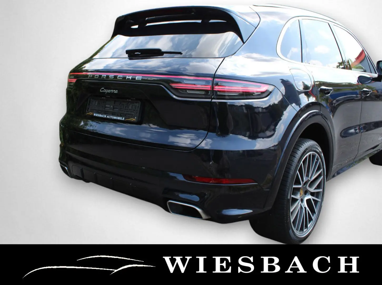 Cayenne 3.0 Exclusive MATRIX PANO BOSE AHK 21''