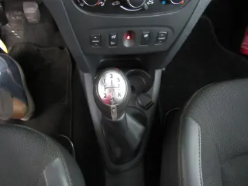 DACIA SANDERO 0.9 TCe 90CP Laureate EU6