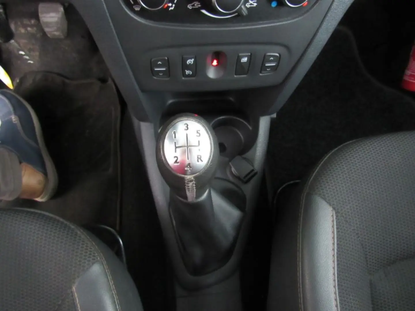 DACIA SANDERO 0.9 TCe 90CP Laureate EU6