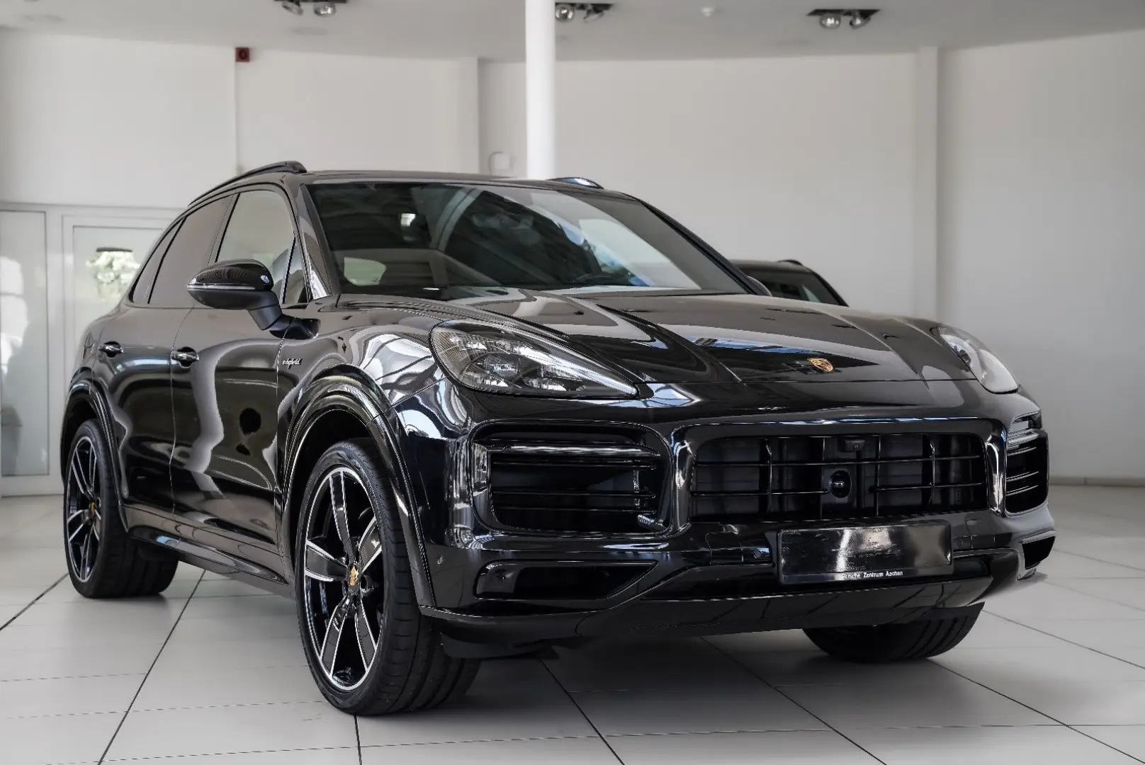 Cayenne E-Hybrid SportDesign Pano Burmester® 3D