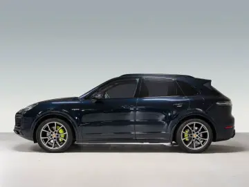 Cayenne E-Hybrid PDCC BOSE Surround View 18-Wege