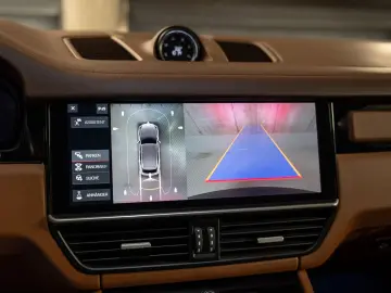 Cayenne E-Hybrid PDCC BOSE Surround View 18-Wege
