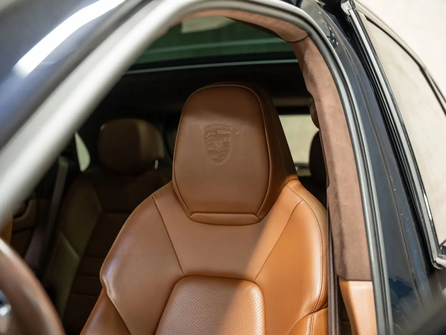 Cayenne E-Hybrid PDCC BOSE Surround View 18-Wege
