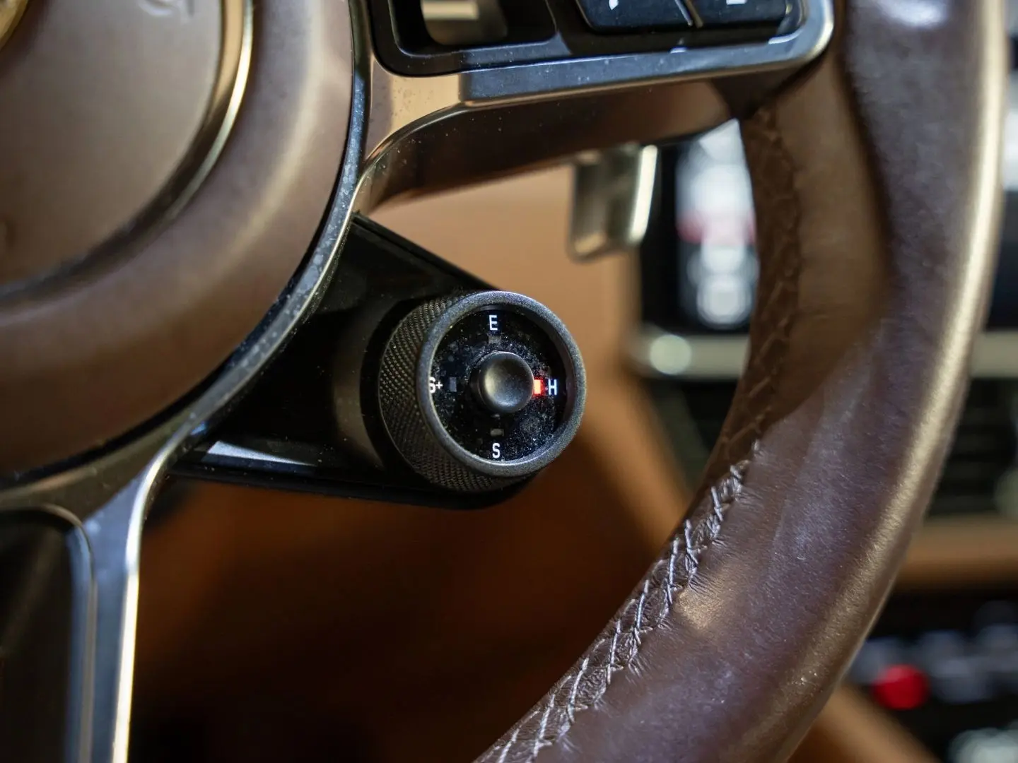 Cayenne E-Hybrid PDCC BOSE Surround View 18-Wege