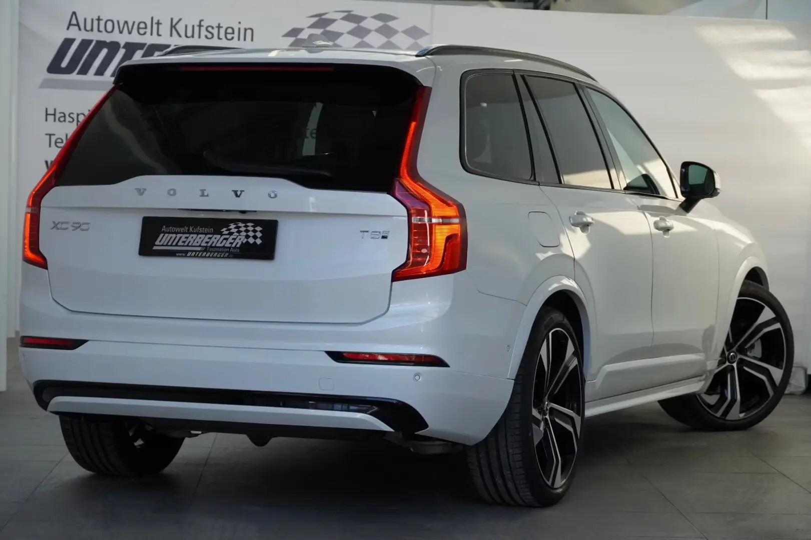 Volvo XC90 T8 Ultra Dark Recharge Plug-In