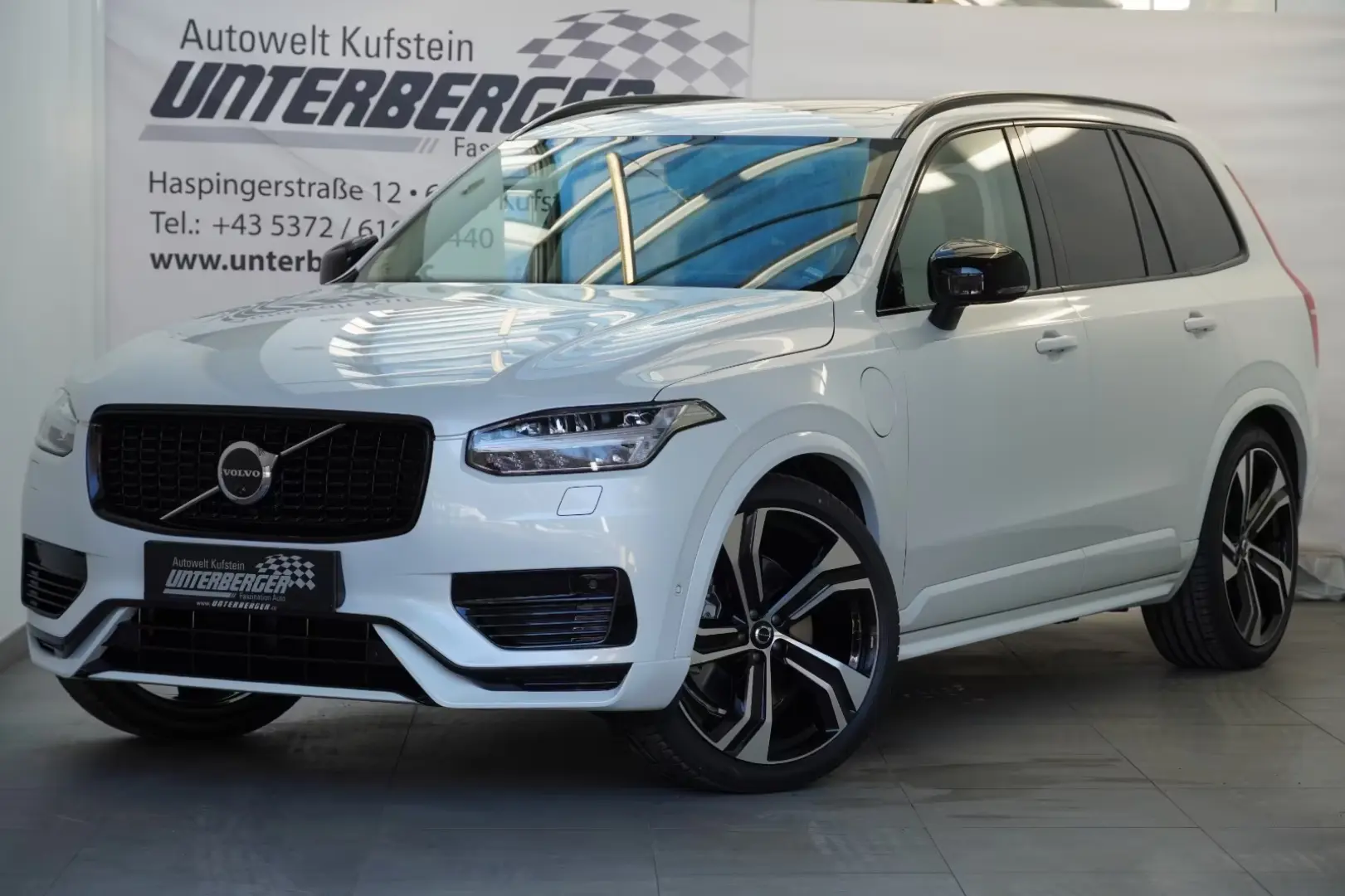 Volvo XC90 T8 Ultra Dark Recharge Plug-In