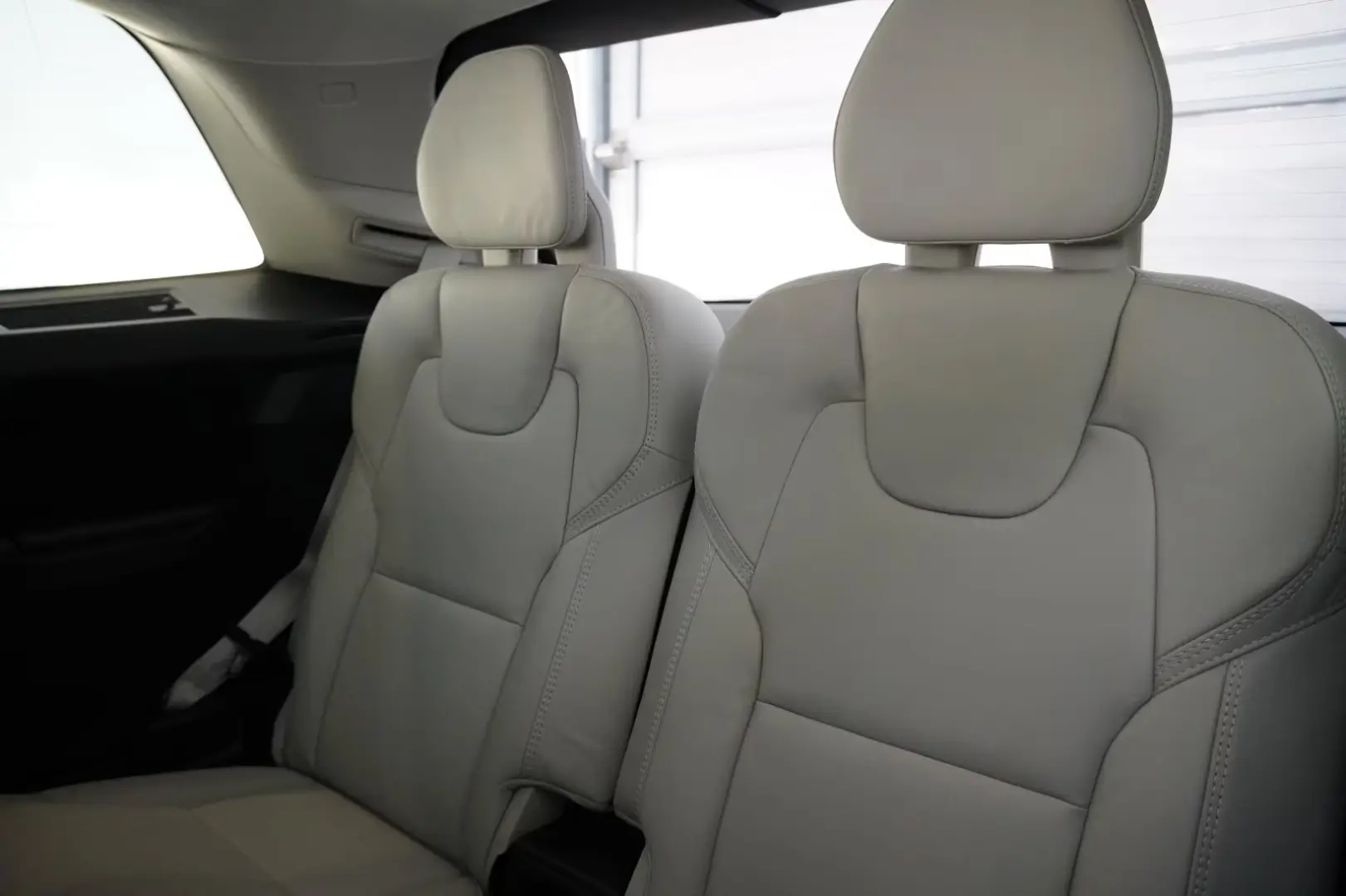 Volvo XC90 T8 Ultra Dark Recharge Plug-In