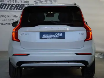 Volvo XC90 T8 Ultra Dark Recharge Plug-In