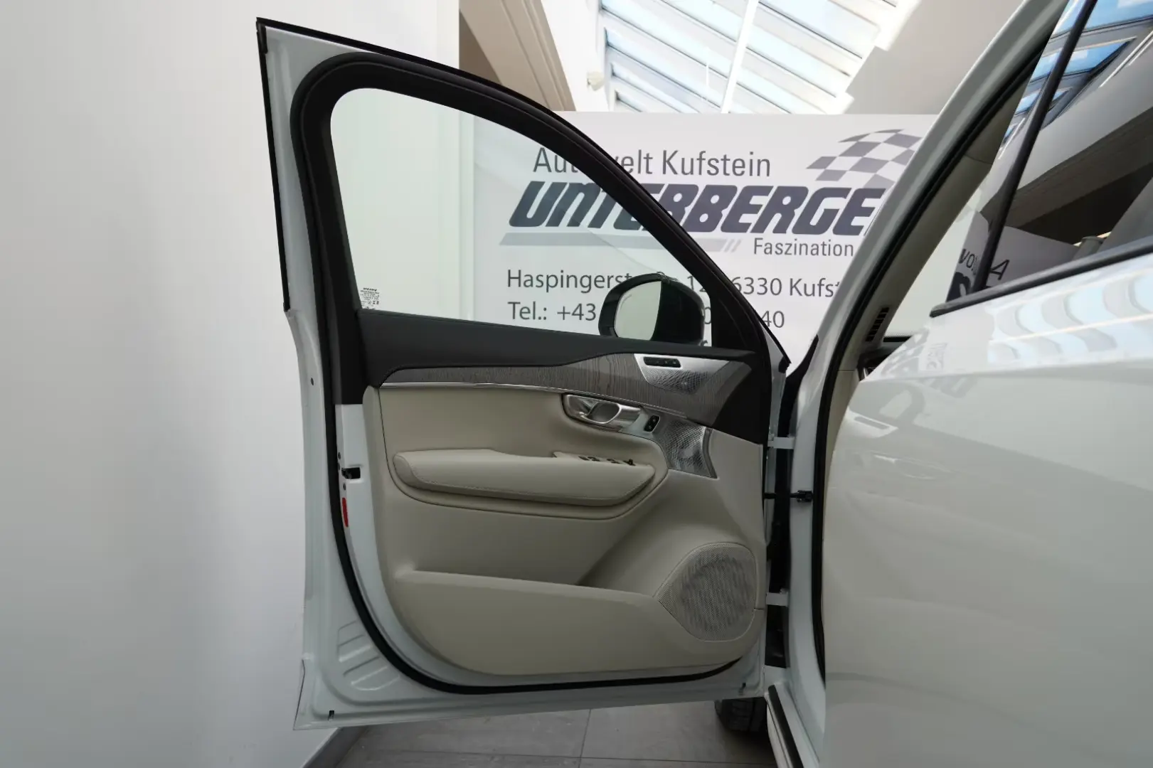 Volvo XC90 T8 Ultra Dark Recharge Plug-In