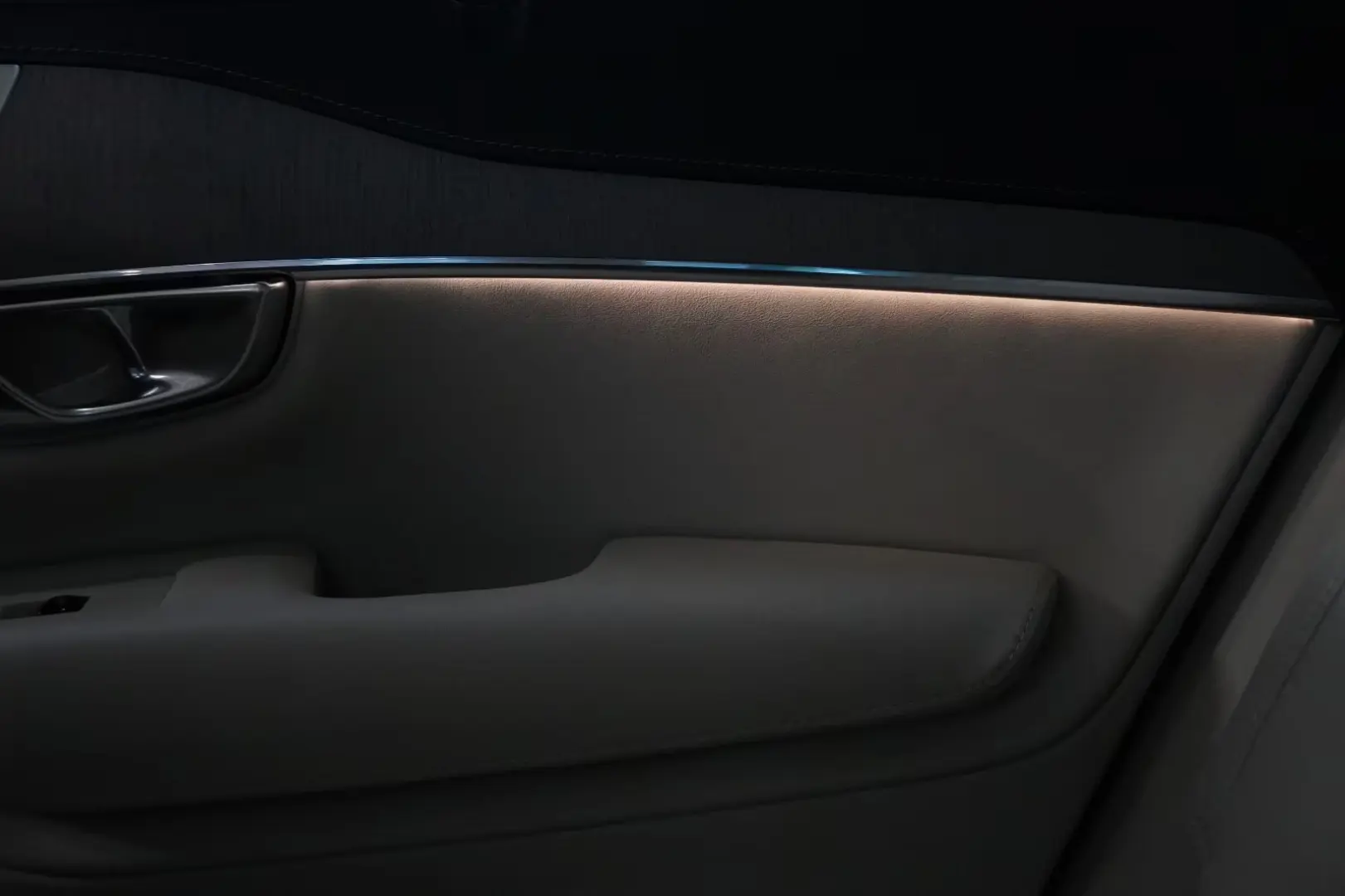 Volvo XC90 T8 Ultra Dark Recharge Plug-In