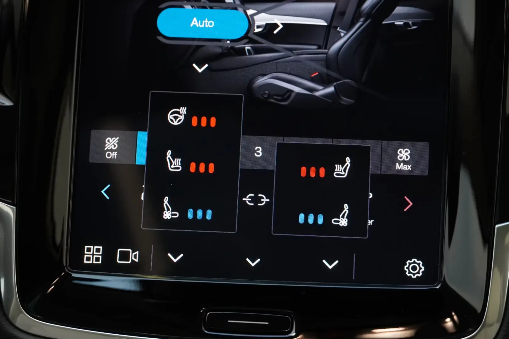 Volvo XC90 T8 Ultra Dark Recharge Plug-In