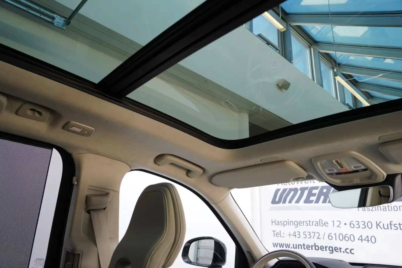 Volvo XC90 T8 Ultra Dark Recharge Plug-In