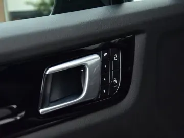 Cayenne 3.0 E-Hybrid Platinum Edition | 4-Wiel s