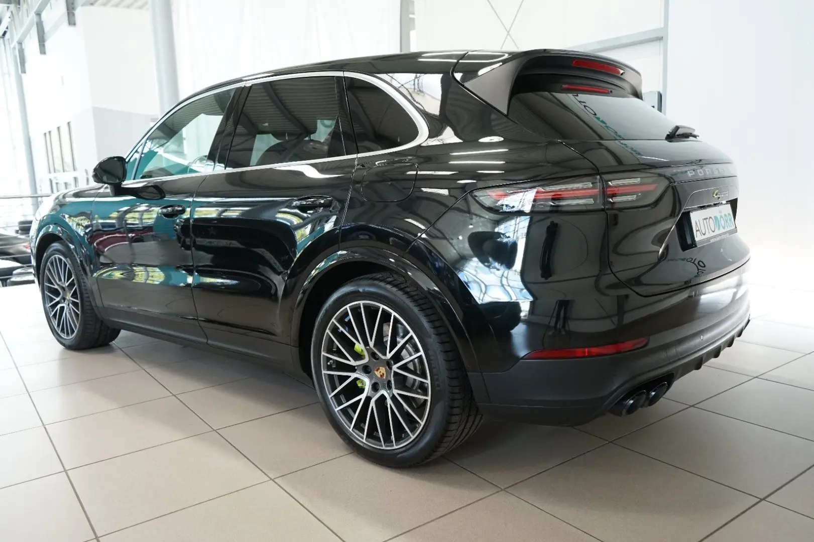 Cayenne E-Hybrid 360°+Head-Up+Luftfederung+21