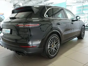 Cayenne E-Hybrid 360°+Head-Up+Luftfederung+21