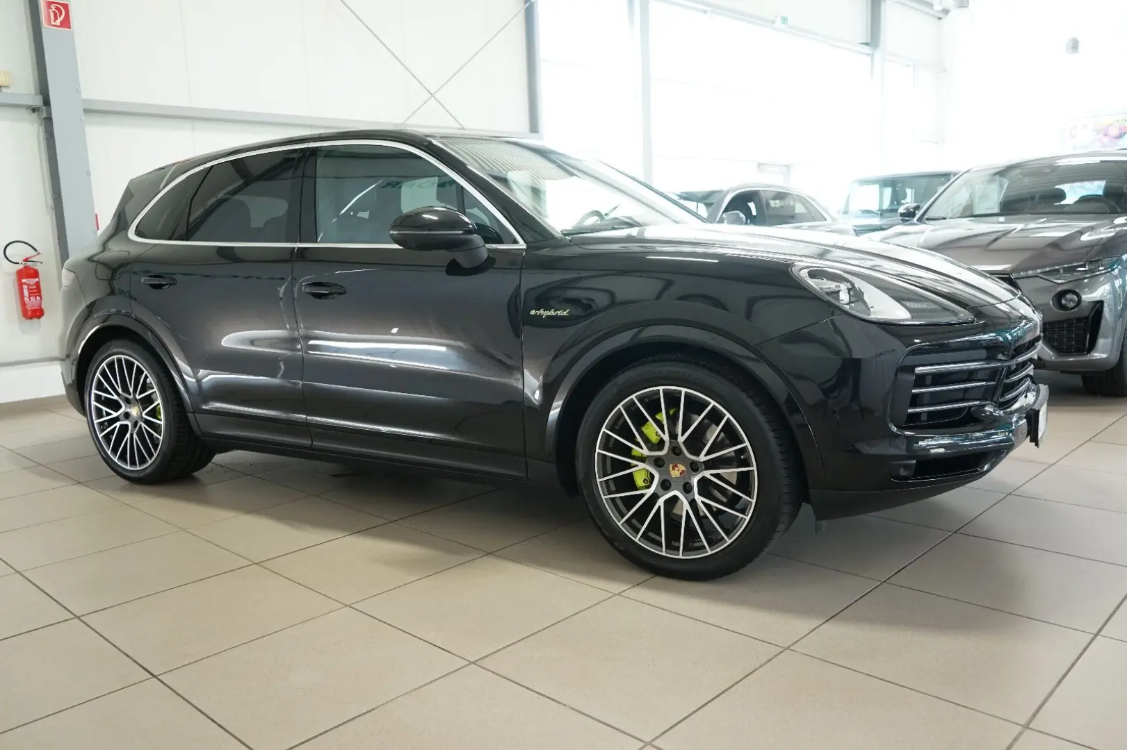 Cayenne E-Hybrid 360°+Head-Up+Luftfederung+21