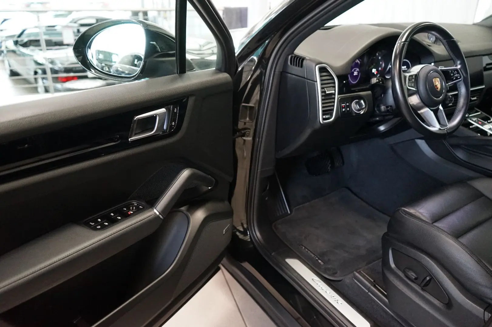 Cayenne E-Hybrid 360°+Head-Up+Luftfederung+21